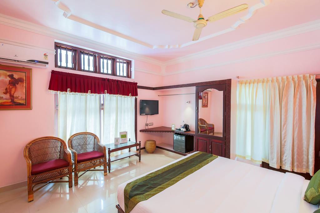 Treebo Moonlight Hotel Thiruvananthapuram Exterior photo