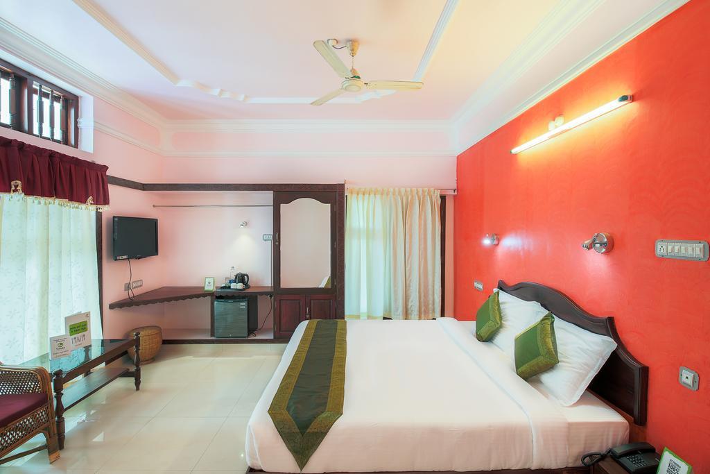 Treebo Moonlight Hotel Thiruvananthapuram Exterior photo