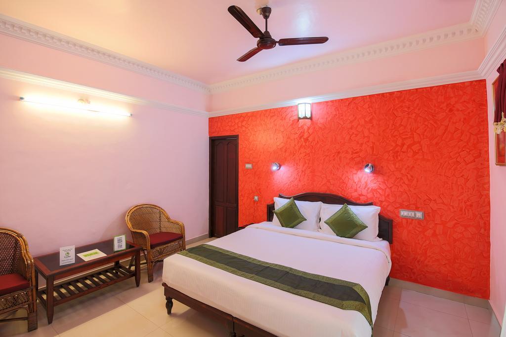 Treebo Moonlight Hotel Thiruvananthapuram Exterior photo