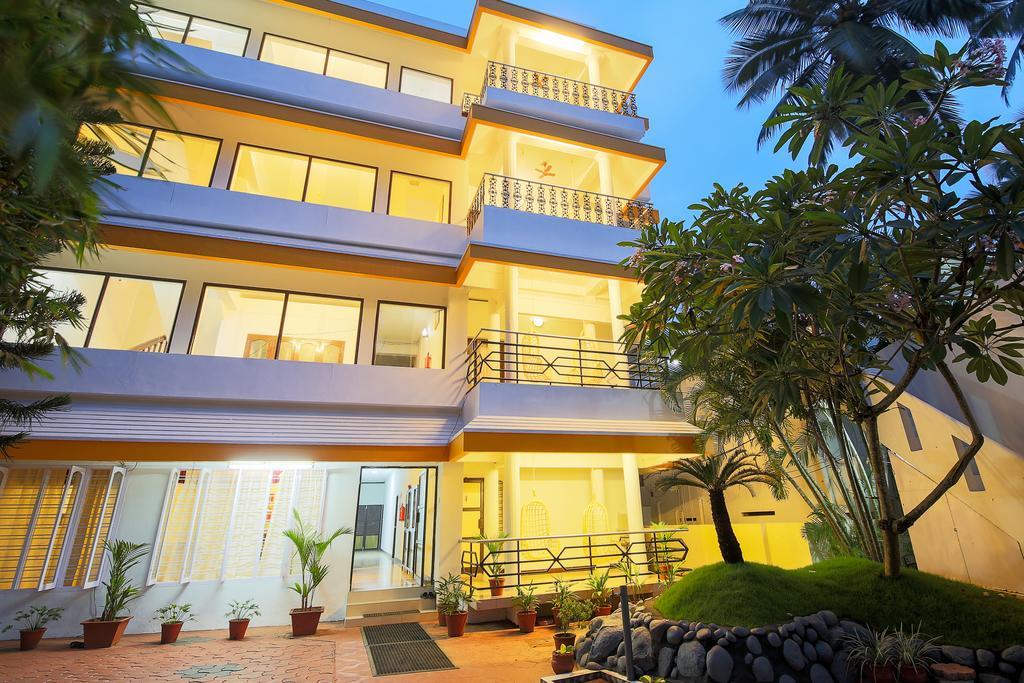 Treebo Moonlight Hotel Thiruvananthapuram Exterior photo