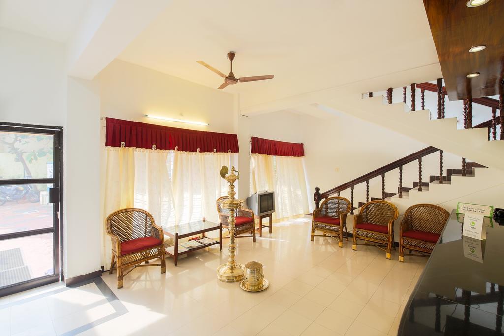 Treebo Moonlight Hotel Thiruvananthapuram Exterior photo